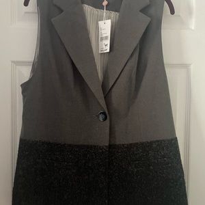PRICE DROP!! Cabi Sleeveless Gray Blazer/Vest
